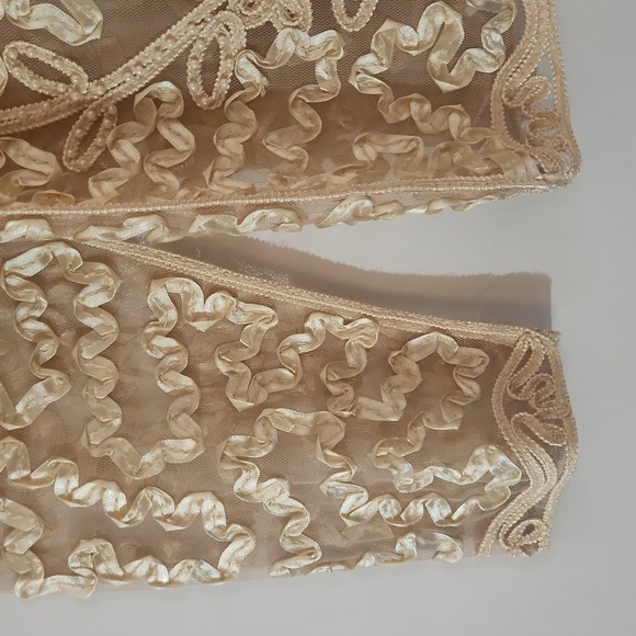 Red Coral button up top - Picture 3 of 6